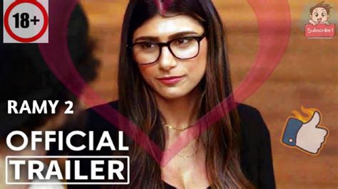 mia khalifa back